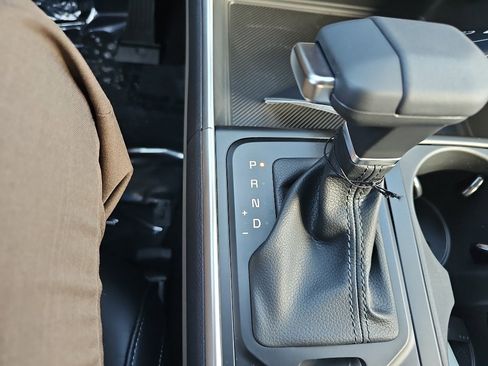 New 2026 Kia Carnival LXS image 18