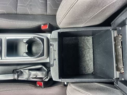 Used 2018 Toyota Tacoma TRD Off-Road RWD image 27