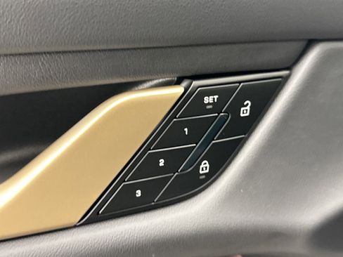 Used 2025 Porsche Taycan 4S image 24