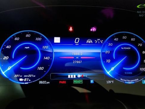 Used 2023 Mercedes-Benz EQS 580 4MATIC SUV image 55