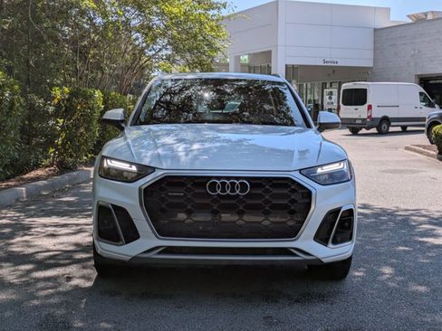 Used 2023 Audi Q5 2.0T Premium image 2