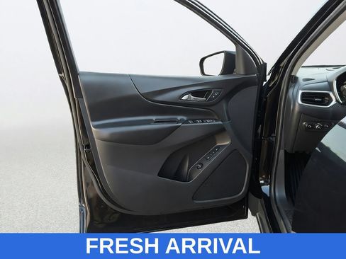 Used 2020 Chevrolet Equinox LT w/ Midnight Edition FWD image 17