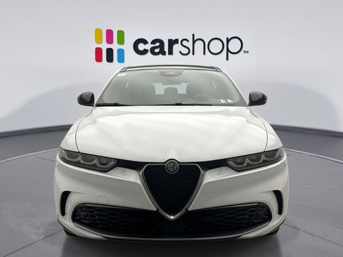 Used 2024 Alfa Romeo Tonale Ti AWD/4WD image 8