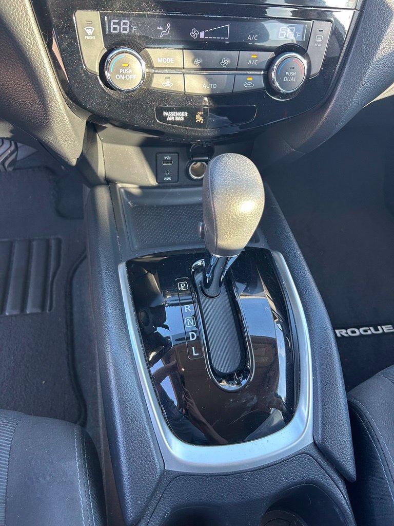 Used 2015 Nissan Rogue SV AWD/4WD image 20