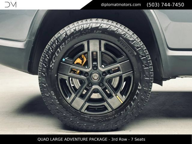 Used 2023 Rivian R1S Adventure Quad AWD/4WD image 43