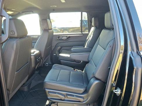 New 2026 Chevrolet Suburban LT w/ Comfort Package image 5