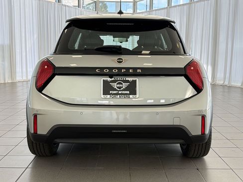 New 2026 MINI Cooper 2-Door Hardtop FWD image 10