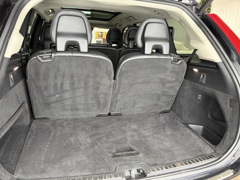 Used 2020 Volvo XC90 T5 Momentum image 25