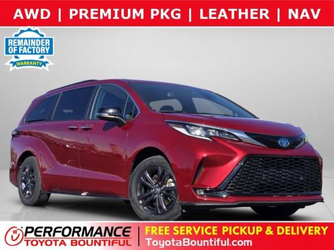 Used 2024 Toyota Sienna XSE w/ XSE Premium Package AWD/4WD image 1