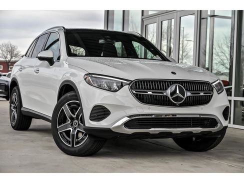 New 2026 Mercedes-Benz GLC 300 4MATIC image 1