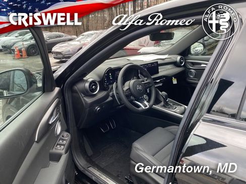 New 2024 Alfa Romeo Tonale Veloce image 19