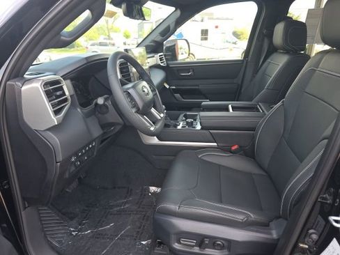 New 2026 Toyota Tundra Limited AWD/4WD image 8