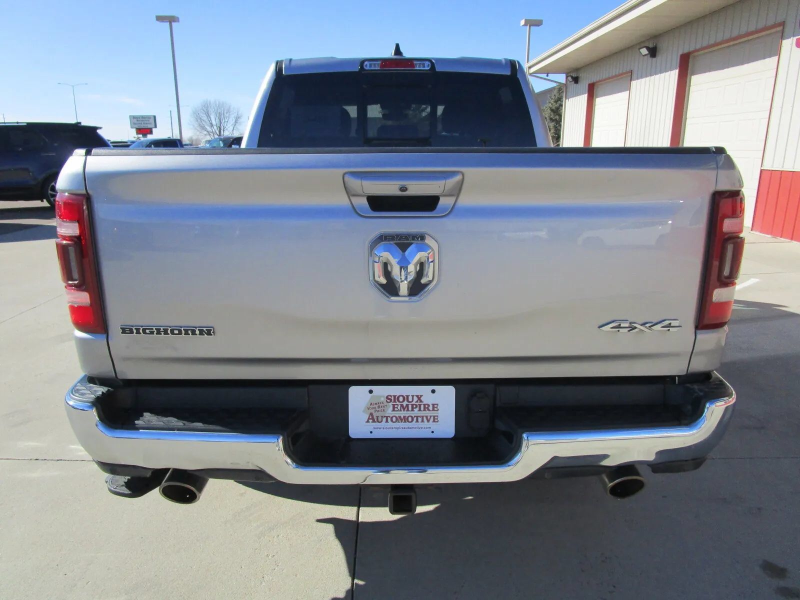 Used 2022 RAM 1500 Big Horn AWD/4WD image 8