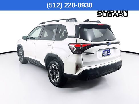 Used 2026 Subaru Forester Premium image 6