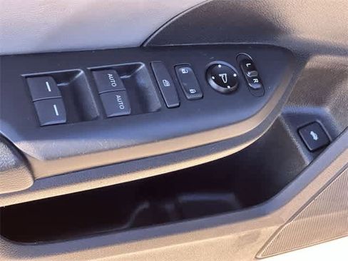 Certified 2017 Honda Civic EX-L image 30