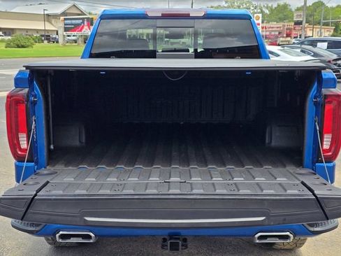 Used 2022 GMC Sierra 1500 AT4 w/ AT4 Preferred Package AWD/4WD image 12