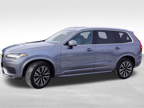 Used 2020 Volvo XC90 T5 Momentum w/ Protection Package Premier image 10