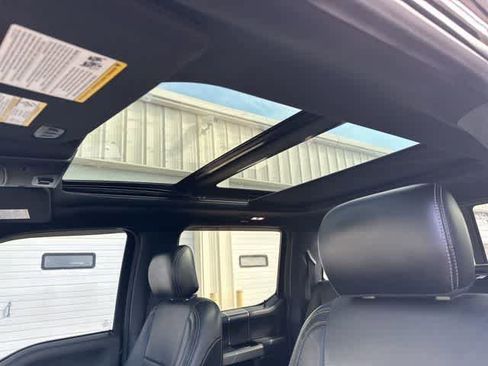 Used 2018 Ford F150 Lariat w/ Equipment Group 501A Mid image 7