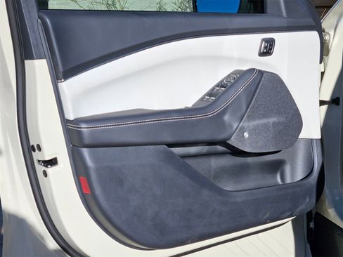 New 2025 Ford Mustang Mach-E Premium image 12