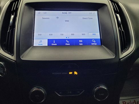 Used 2020 Ford Edge SEL FWD image 25