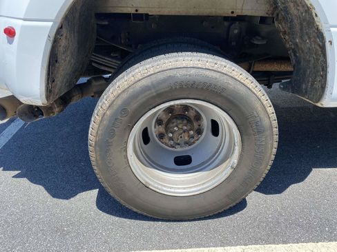 Used 2019 Ford F350 XL w/ XL Value Package AWD/4WD image 9