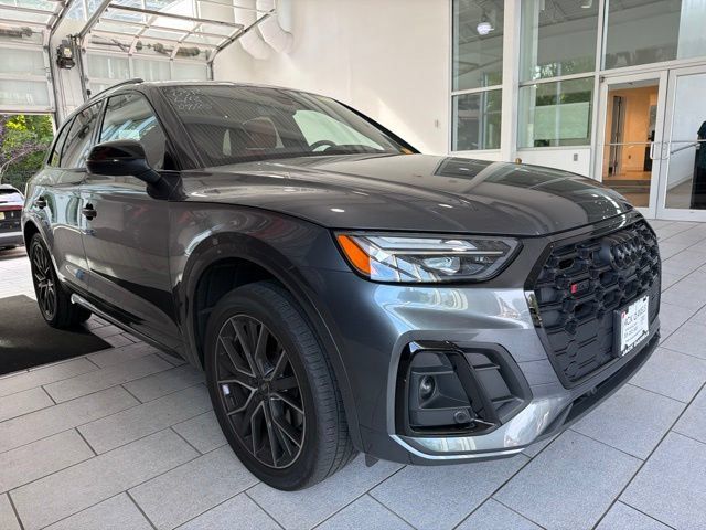 Used 2023 Audi SQ5 Premium Plus w/ Premium Plus Package AWD/4WD image 6