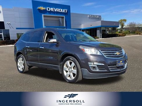 Used 2017 Chevrolet Traverse LT w/ Style and Technology Package AWD/4WD image 1