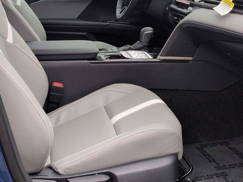 Certified 2026 Toyota Camry SE FWD image 28
