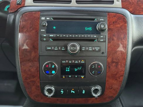 Used 2014 Chevrolet Tahoe LT image 31