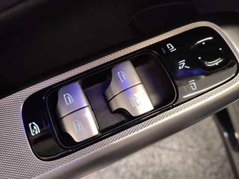 Certified 2024 Mercedes-Benz GLC 43 AMG 4MATIC image 20