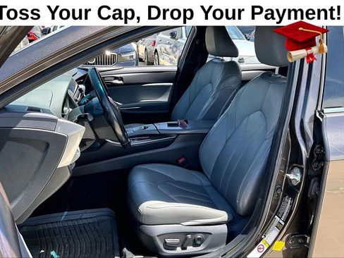 Used 2019 Toyota Avalon XLE w/ Moonroof Package FWD image 31