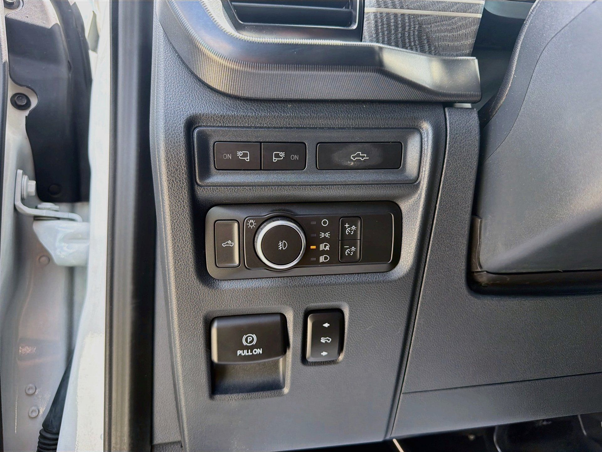 Certified 2022 Ford F150 Platinum w/ Equipment Group 701A High AWD/4WD image 14