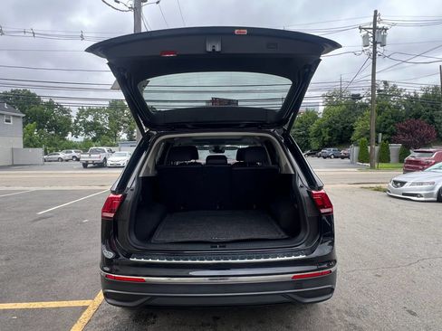 Used 2024 Volkswagen Tiguan Wolfsburg Edition AWD/4WD image 9