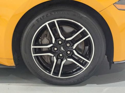 Used 2022 Ford Mustang GT w/ Equipment Group 301A RWD image 29