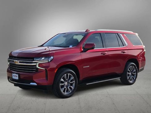 Used 2023 Chevrolet Tahoe LT w/ Luxury Package image 4