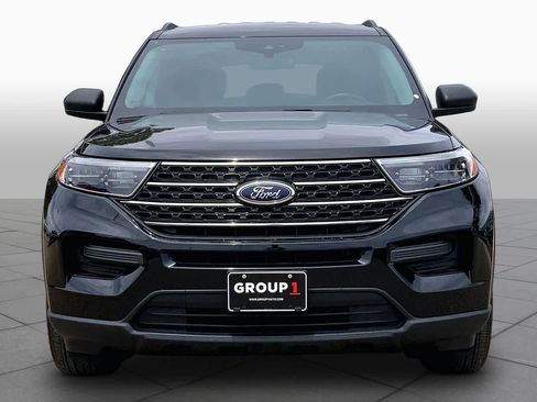 Certified 2023 Ford Explorer XLT RWD image 4