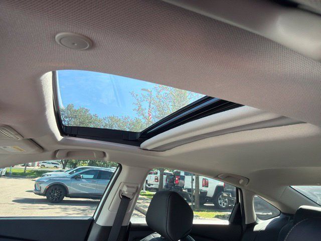 Used 2023 Honda Accord EX-L image 6