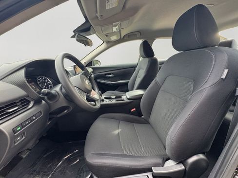 Used 2023 Nissan Sentra S image 10