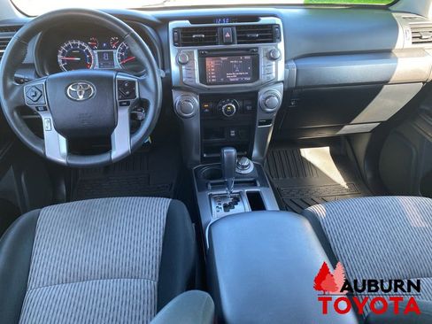 Used 2016 Toyota 4Runner SR5 AWD/4WD image 26