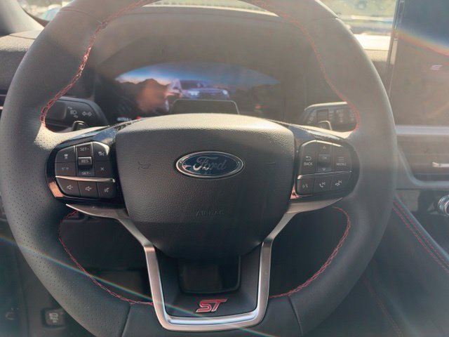 Used 2026 Ford Explorer ST AWD/4WD image 10