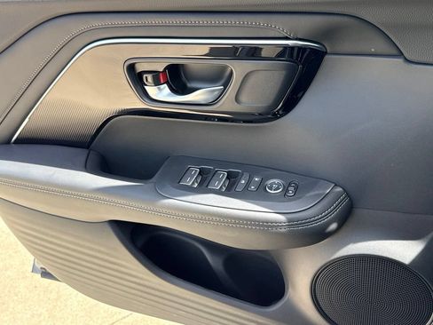 Certified 2026 Acura ADX AWD image 28