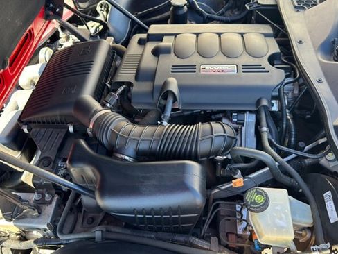 Used 2007 Pontiac Solstice w/ Premium Package image 35