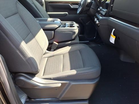 New 2026 GMC Sierra 1500 Elevation image 9
