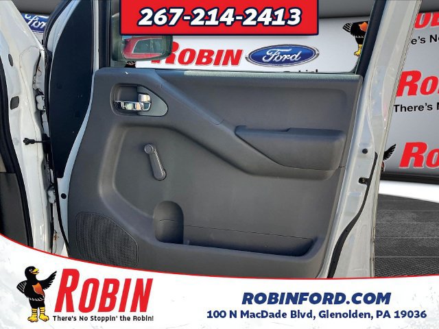 Used 2014 Nissan Frontier S RWD image 26