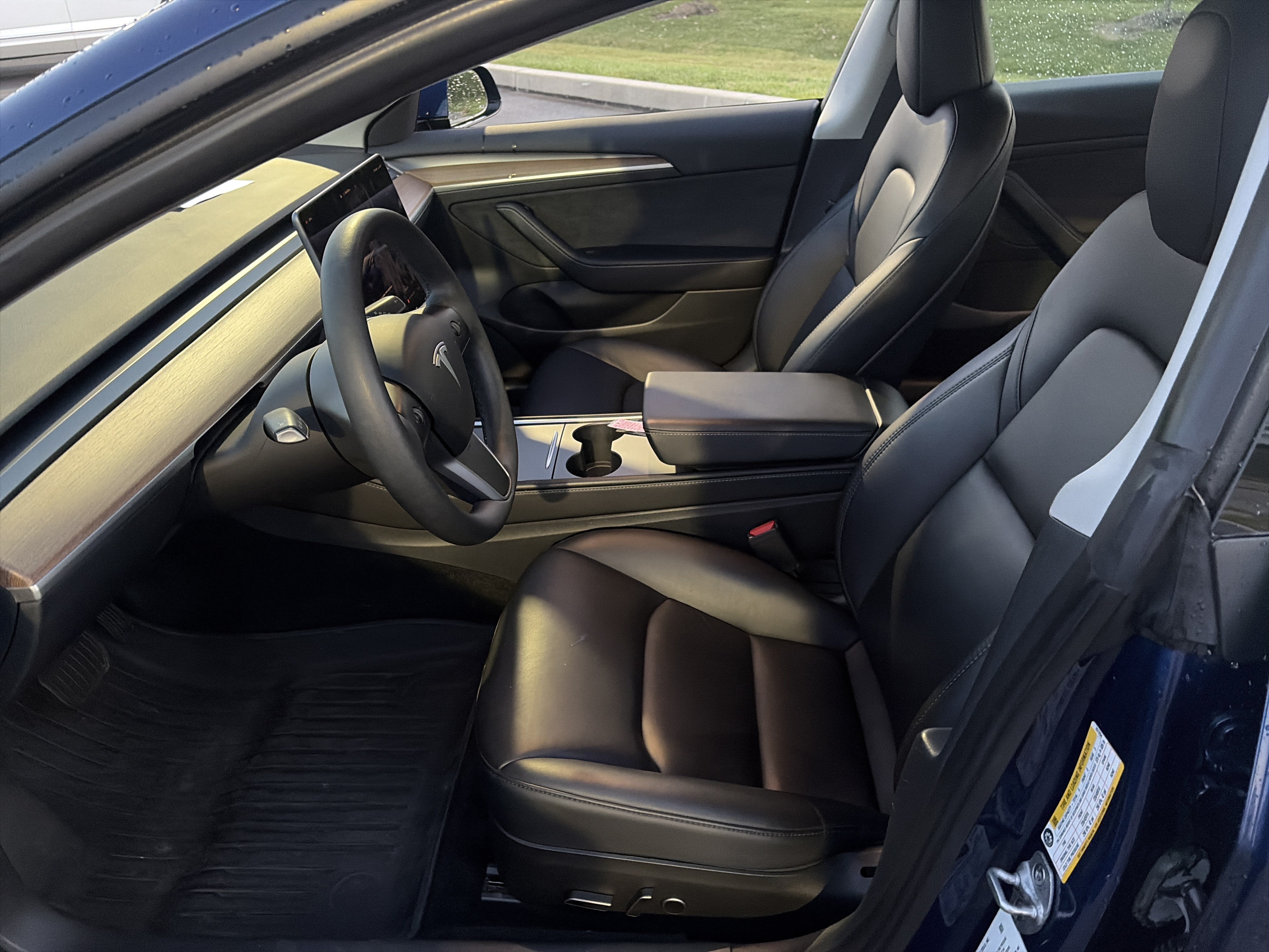 Used 2023 Tesla Model 3 Standard Range RWD image 12