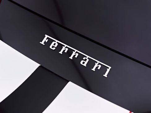 Used 2020 Ferrari 488 Pista Coupe RWD image 31