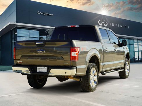 Used 2018 Ford F150 XLT w/ Equipment Group 302A Luxury image 5
