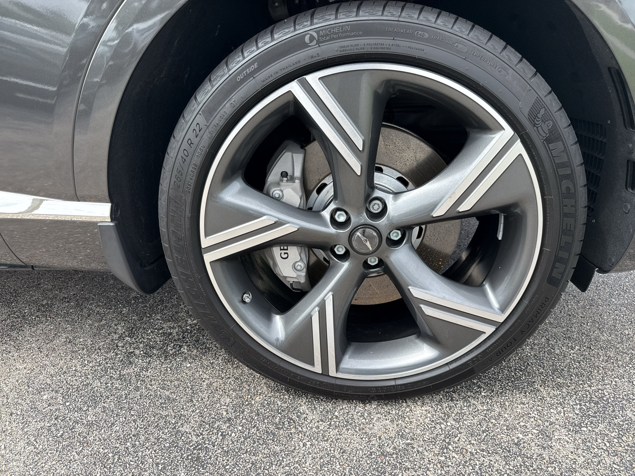 Certified 2025 Genesis GV80 3.5T Prestige AWD/4WD image 12