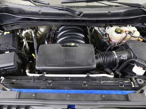 Used 2022 Chevrolet Silverado 1500 ZR2 w/ Technology Package image 14