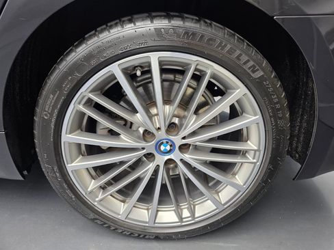 Used 2019 BMW 530e RWD image 17
